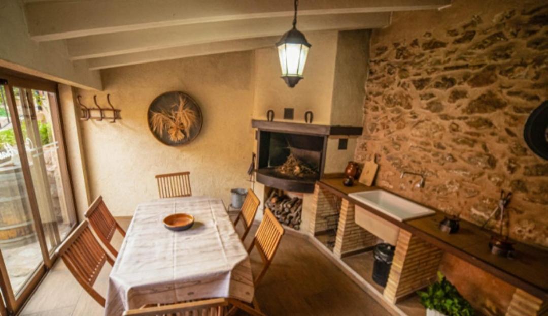 Casa Rural Abascal Cella Kültér fotó